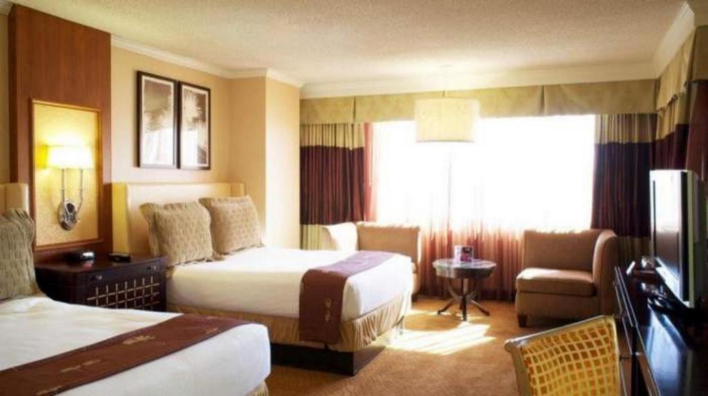 Harrahs Hotel Reno Esterno foto