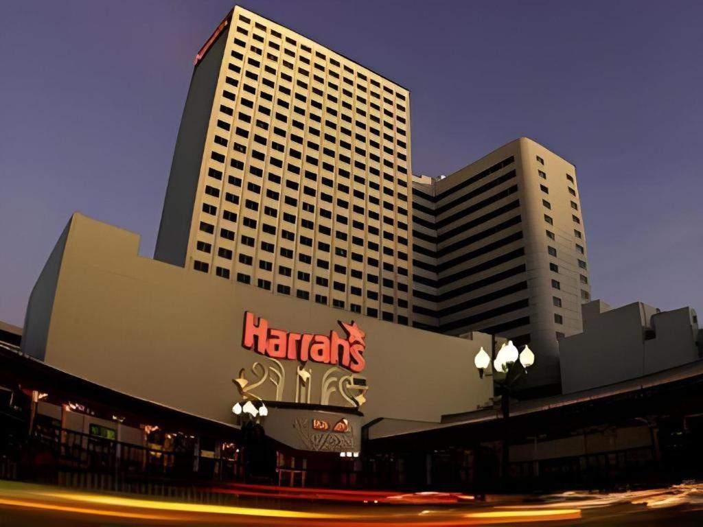 Harrahs Hotel Reno Esterno foto