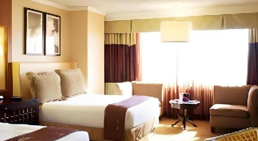 Harrahs Hotel Reno Esterno foto