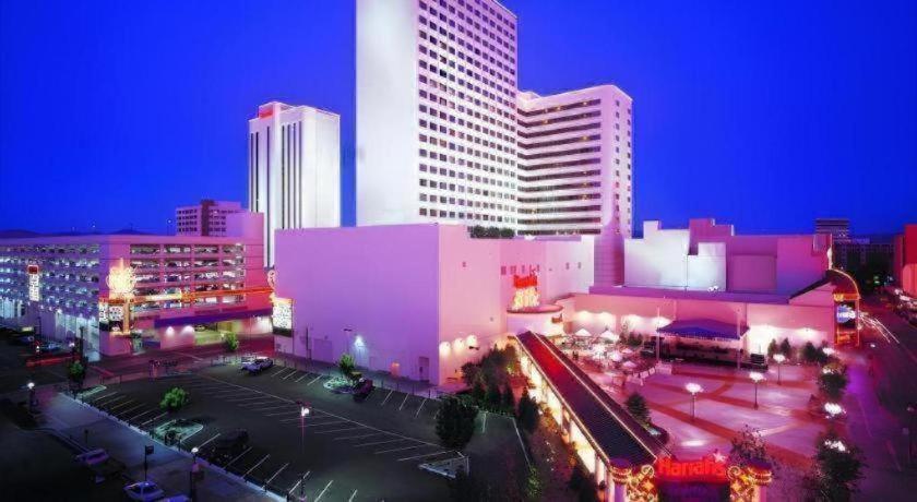 Harrahs Hotel Reno Esterno foto