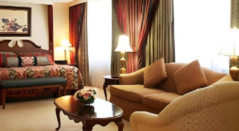 Harrahs Hotel Reno Esterno foto